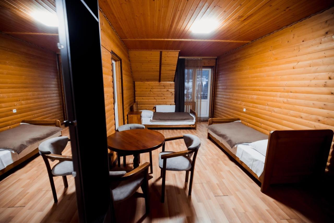 Hotel Гуцульська Світлиця Bukowel Zewnętrze zdjęcie